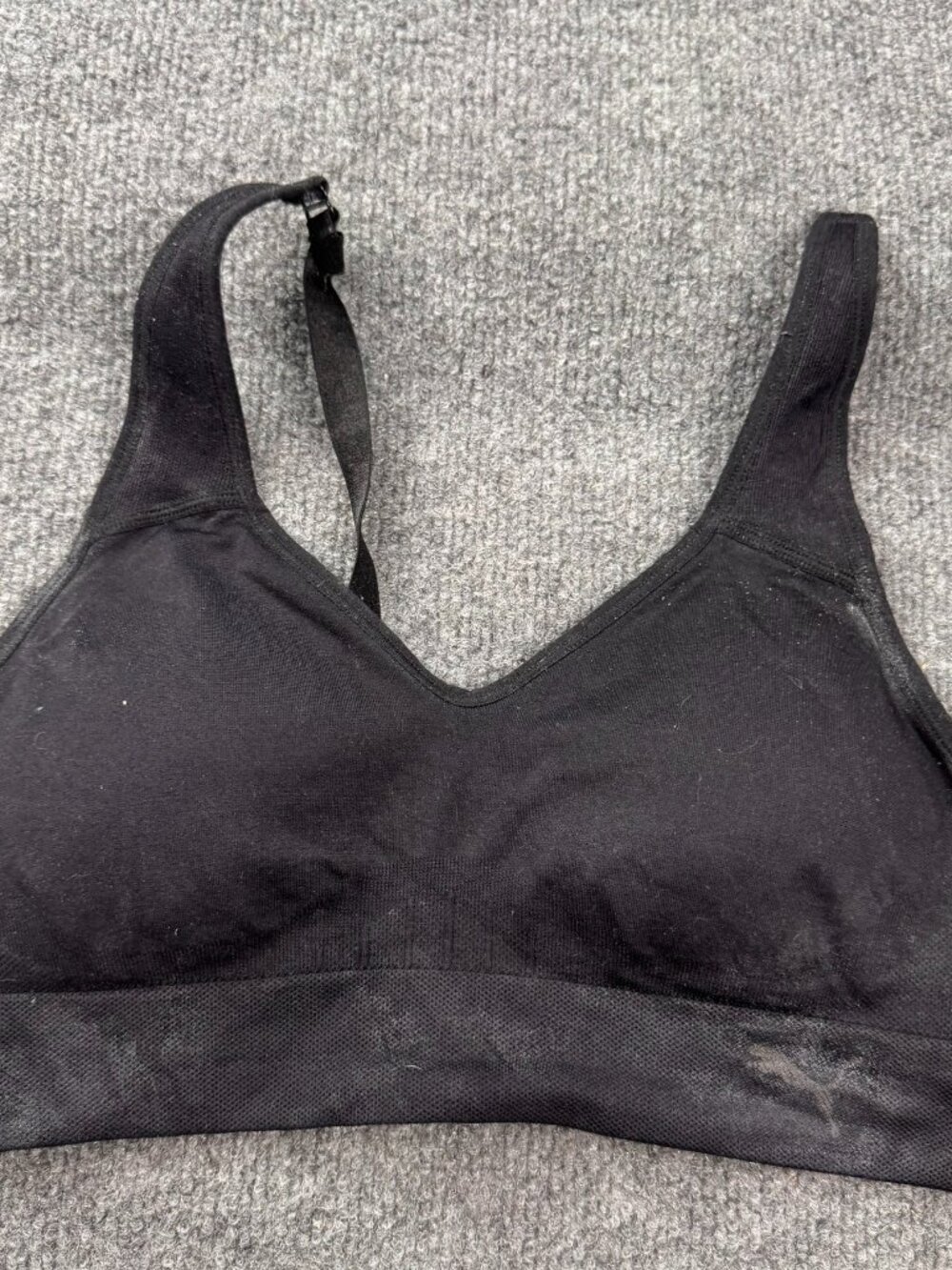 Puma Women Seamless Padded Sports Bra Black Size S Adjustable Straps Needs Wash